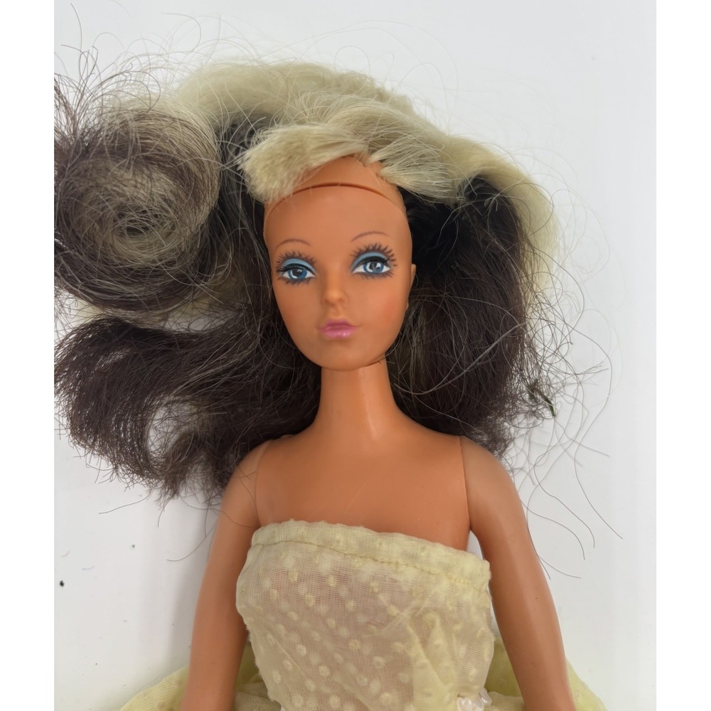 Vtg 1975 MOD IDEAL Tuesday Taylor Doll w Color‎ Change Hair Light Dark H-248